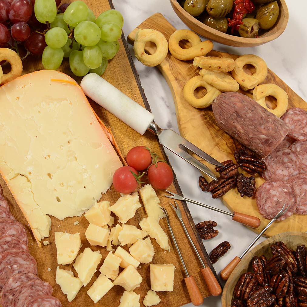 Marieke Young Raw Milk Gouda Cheese - 4 Months