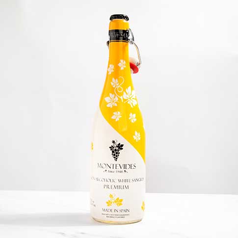 Sparkling Alcohol-Free White Sangria from Spain