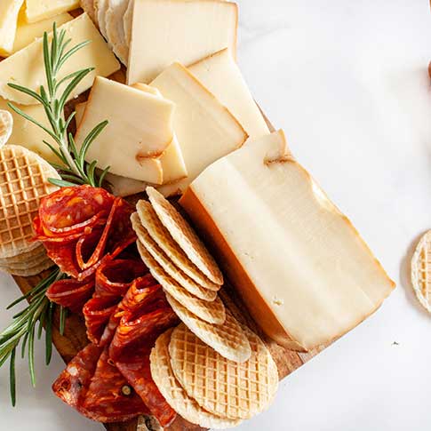 International Connoisseur Gift Box