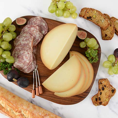 Smoked Provolone Fiaschetto Cheese